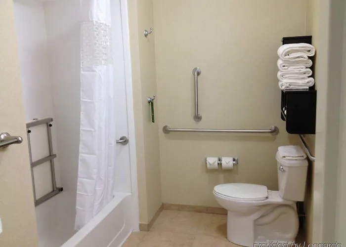 Western Delta Hotel 3*